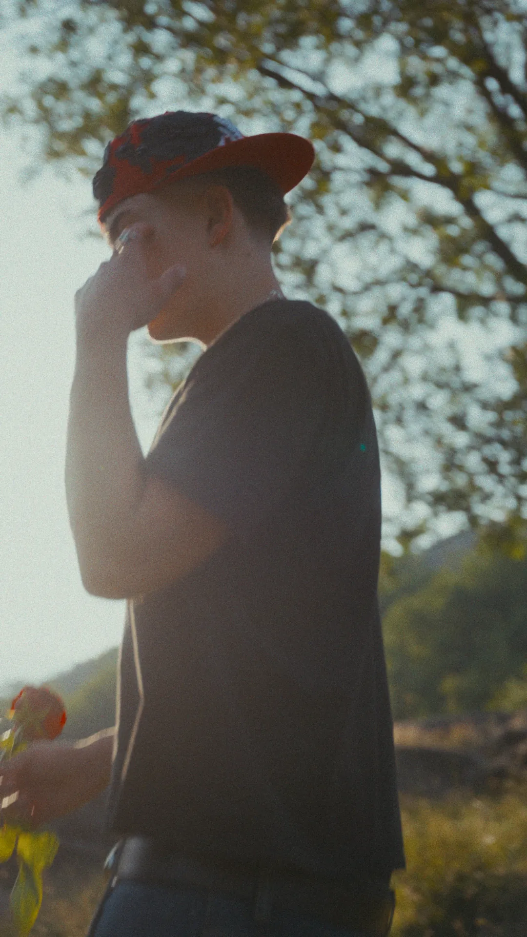 Triste — Leevio, frame dal video musicale